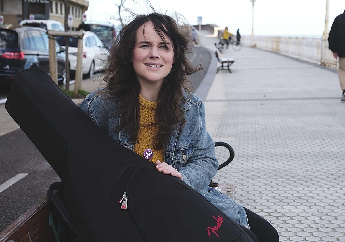 Olatz Salvador eta Petti, Mungian El Correo